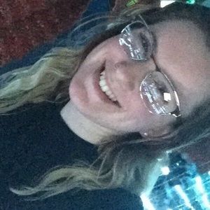 Meet your Posher, Maggie